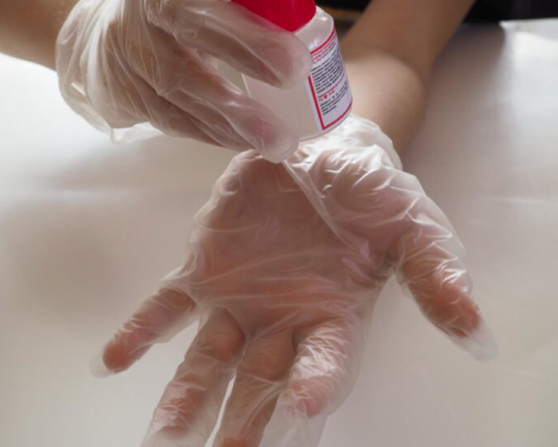 Vết thương cần được làm sạch để hỗ trợ quá trình lành thương