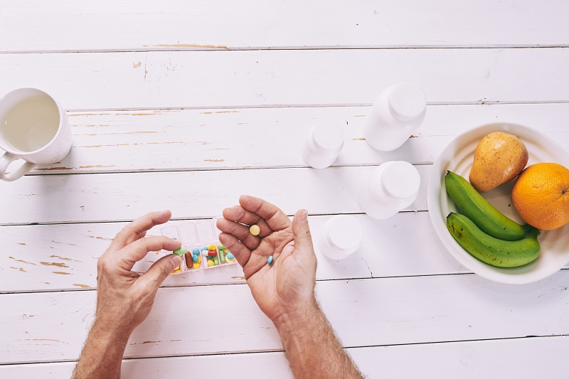 Người bệnh nên uống thuốc trong bữa ăn theo hướng dẫn