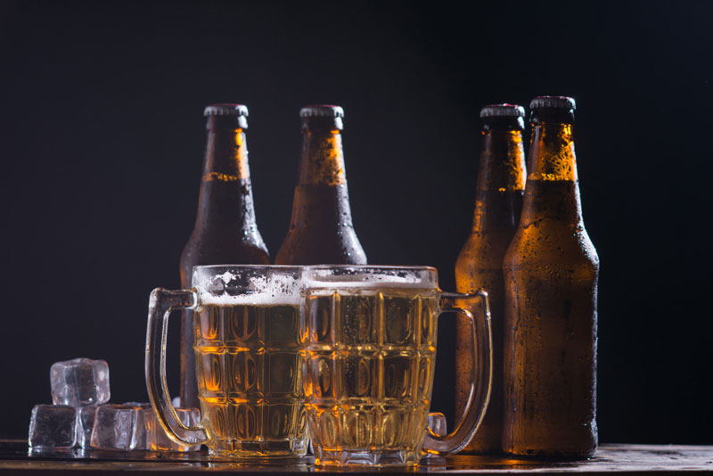 Người bệnh không nên sử dụng rượu bia trong quá trình điều trị lao phổi 