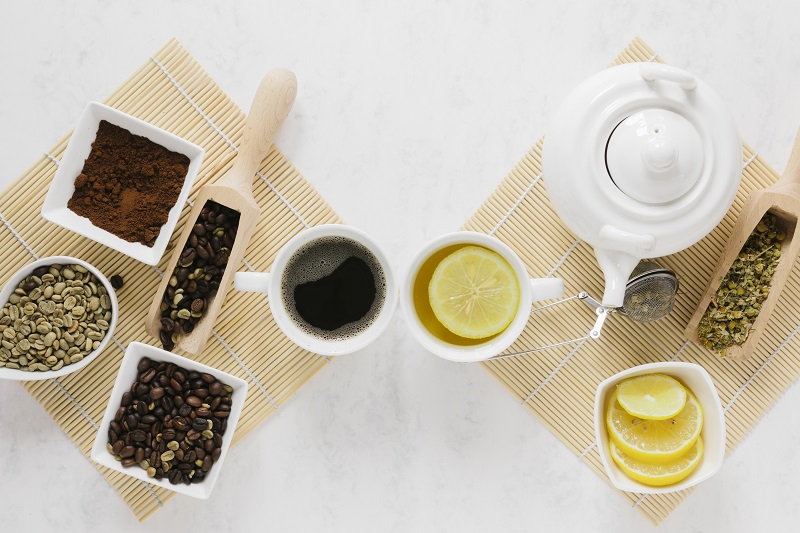 Sử dụng cà phê, trà đặc cũng góp phần làm tóc yếu, dễ gãy 