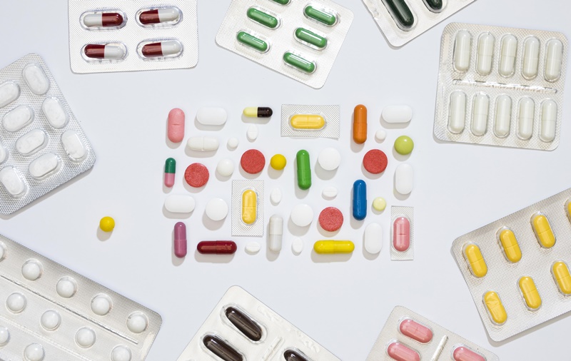 Sau khoảng 2 đến 3 tuần điều trị bằng thuốc, người bệnh sẽ giảm đáng kể nguy cơ lây nhiễm bệnh cho mọi người xung quanh