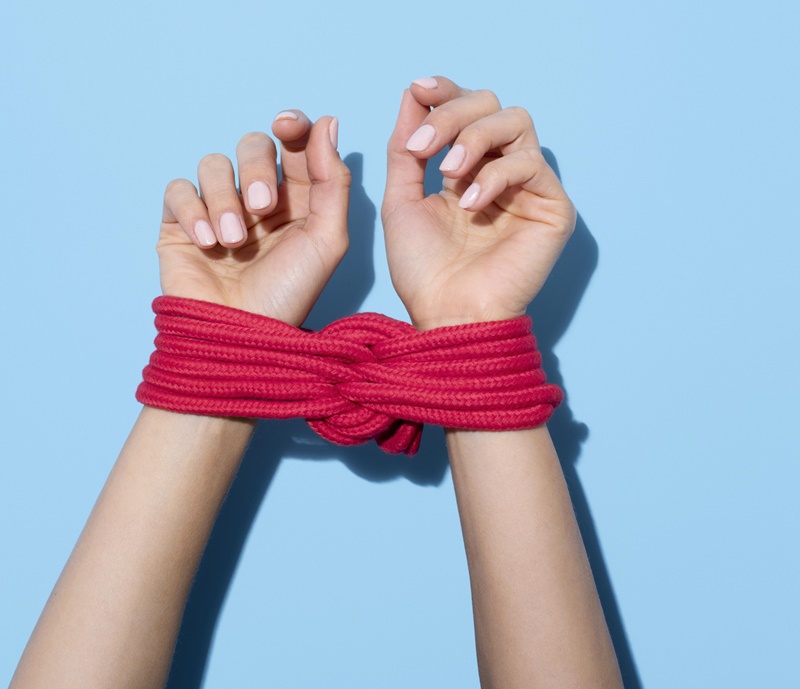 BDSM là hình thức quan hệ tình dục đặc biệt, cần có sự thỏa thuận, thống nhất giữa 2 bên.