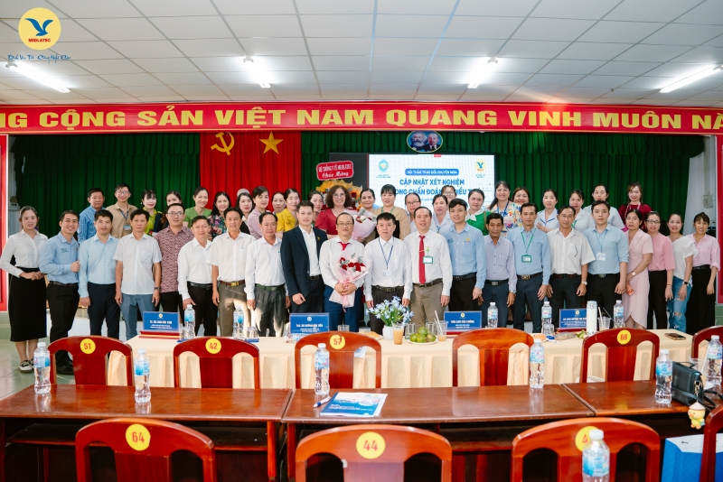 Ảnh lưu niệm tại hội nghị 