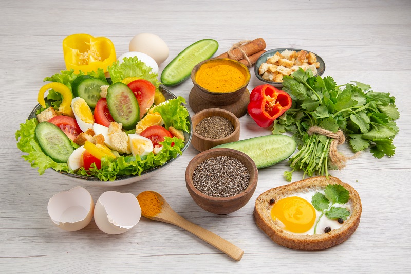Đảm bảo dinh dưỡng hàng ngày giúp mẹ bầu có sức khỏe tốt để ổn định thai kỳ
