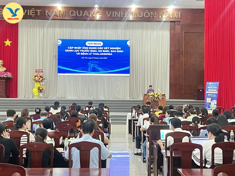 Quang cảnh hội nghị tại hội trường UBND phường Đại Thành, TP Cần Thơ