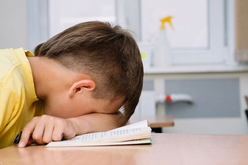 Những trẻ có nhịp tim bất thường thường sẽ có những biểu hiện bên ngoài