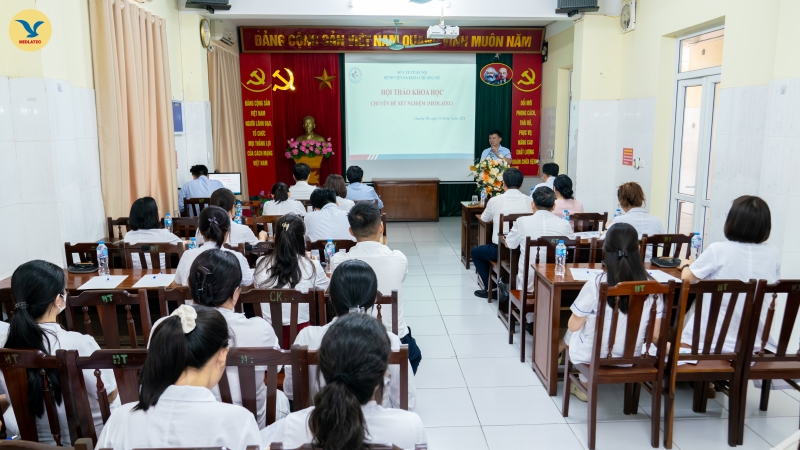 Toàn cảnh hội nghị chuyên đề xét nghiệm do Hệ thống Y tế MEDLATEC và Bệnh viện Đa khoa Chương Mỹ phối hợp tổ chức