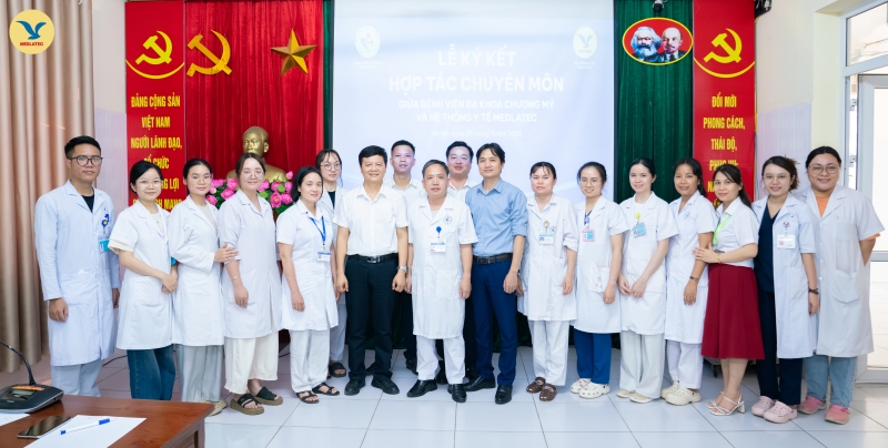 Ảnh chụp lưu niệm tại Hội nghị