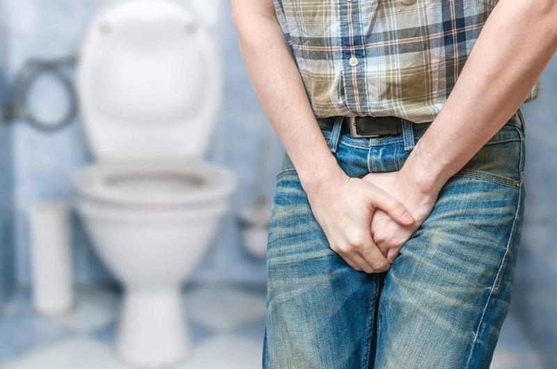 Nam bệnh nhân đến khám với lý do xuất hiện dấu hiệu bất thường ở vùng kín (Ảnh minh họa - Nguồn: Internet)