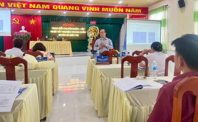 Nội dung báo cáo với chủ đề xét nghiệm trong chẩn đoán trước sinh của TS.BS Lâm Đức Tâm nhận về sự quan tâm lớn của y bác sĩ tham dự 