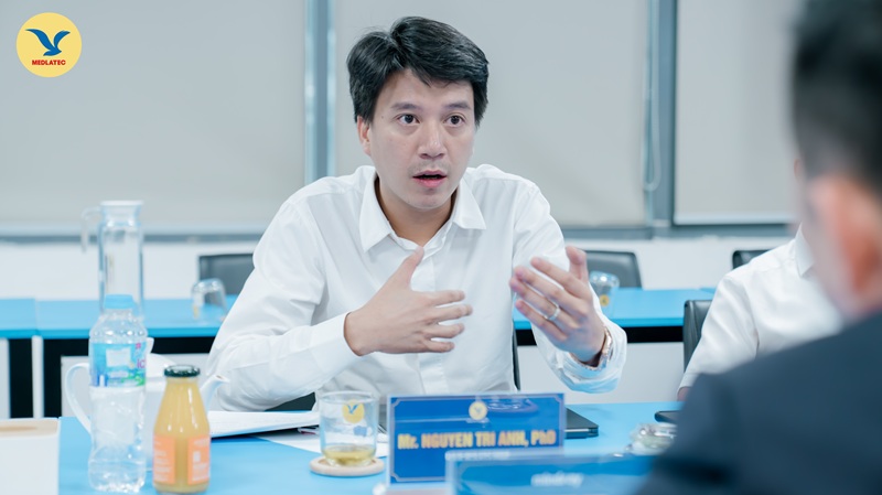 TS. Nguyễn Trí Anh – Tổng Giám đốc MEDLATEC GROUP phát biểu tại buổi lễ