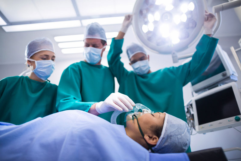 Nội soi ngả miệng ít gây đau và có thể giúp người bệnh phục hồi nhanh