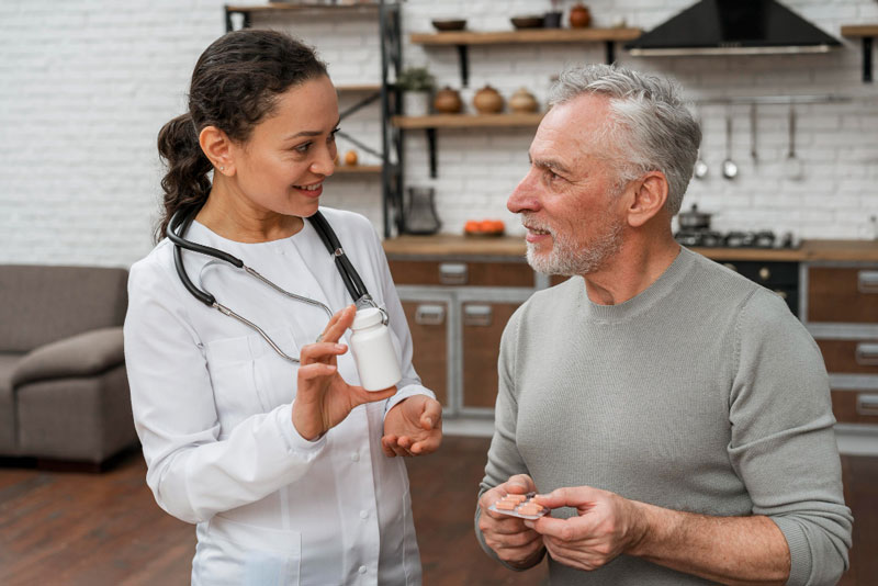 Tùy vào mức độ tăng huyết áp và nguy cơ biến chứng, bác sĩ sẽ chỉ định loại thuốc phù hợp