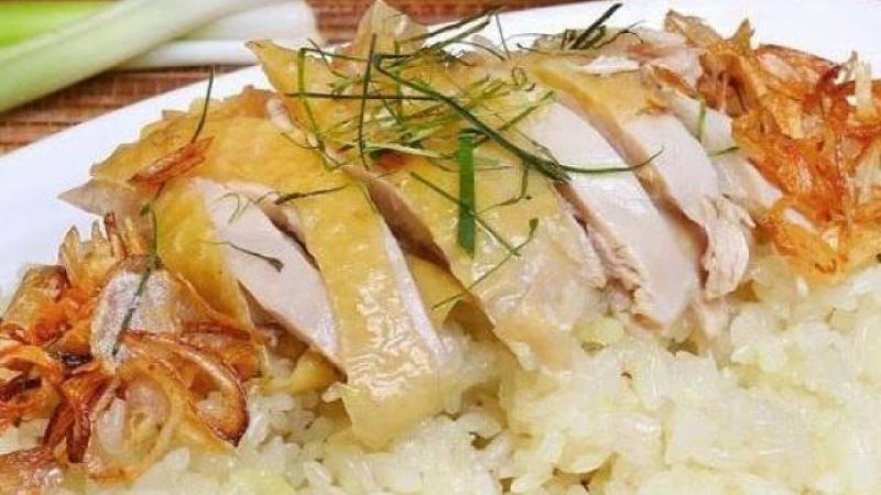 Người bị vết thương nên kiêng tuyệt đối thịt gà và đồ nếp cho đến khi vết thương ổn định hoàn toàn