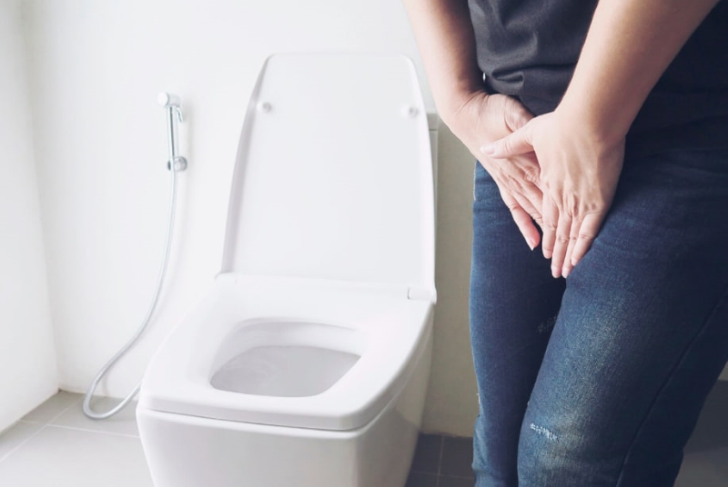 Phụ nữ sau sinh, mãn kinh hoặc lớn tuổi có nguy cơ cao gặp tình trạng tiểu không kiểm soát