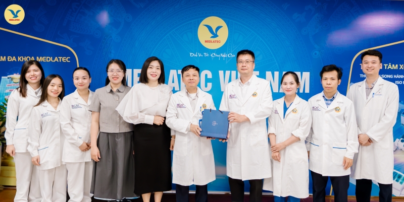 Tin tưởng rằng, mối quan hệ hợp tác giữa Hệ thống Y tế MEDLATEC và Trung tâm nghiên cứu kháng thuốc (AMR-RC) sẽ ngày càng phát triển