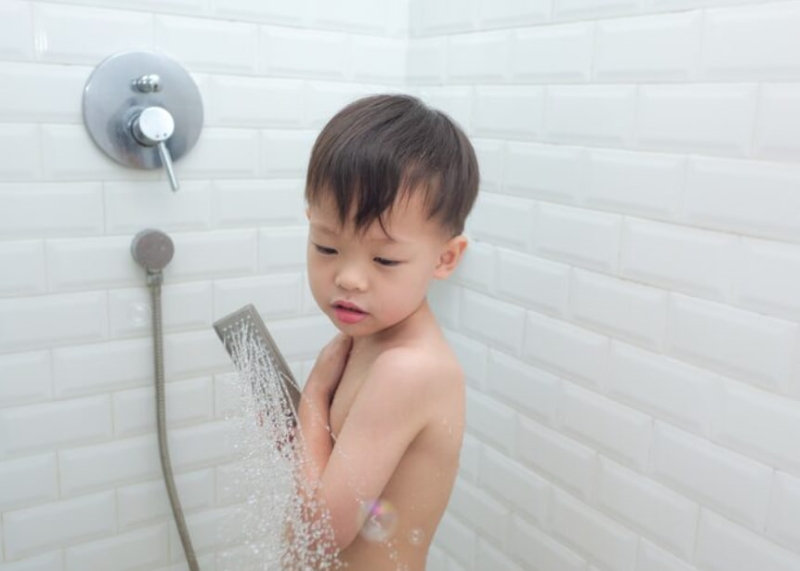 Vệ sinh da nhẹ nhàng giúp hạn chế nguy cơ viêm nhiễm tại các nốt phỏng dạ