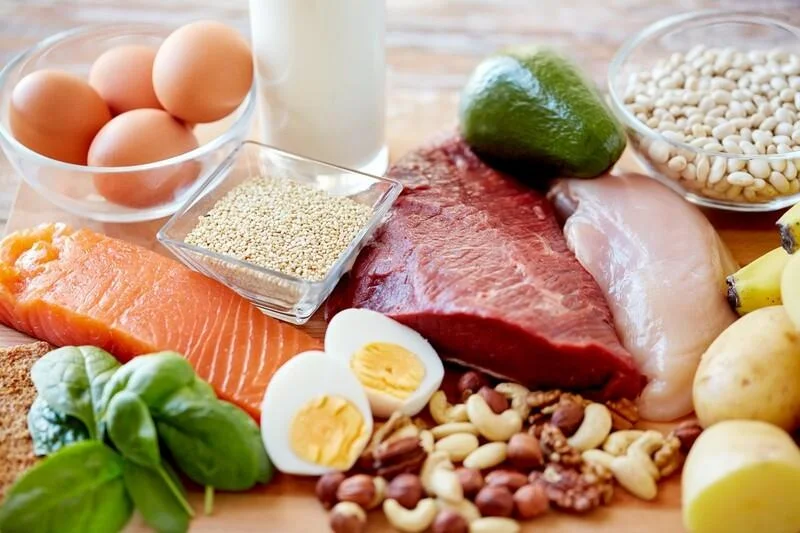 Tăng lượng calo nạp vào giúp tăng cân nhanh cho nam giới gầy muốn tăng cân