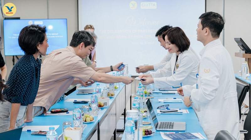 Toàn cảnh buổi làm việc giữa MEDLATEC và Chitta Group