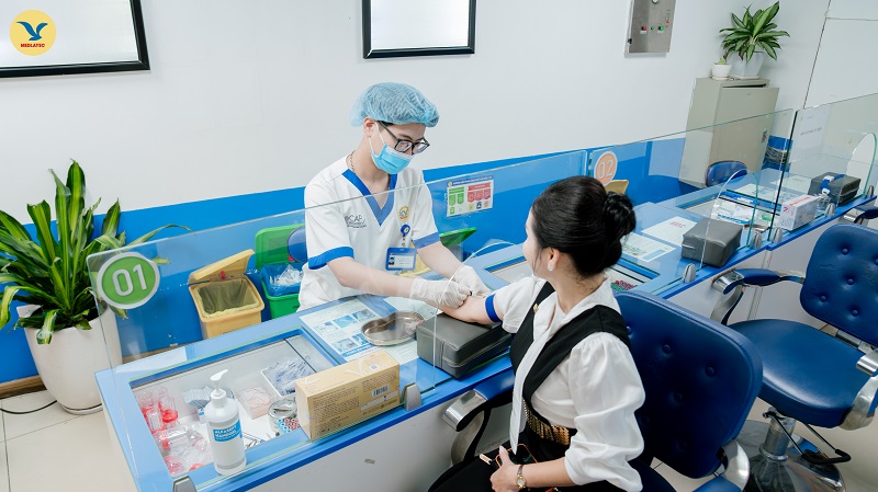 Kết hợp chế độ ăn lành mạnh, kiểm soát bệnh nền và thăm khám định kỳ là cách bảo vệ sức khỏe thận hiệu quả.