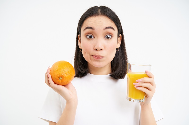 Tìm hiểu kỹ về vấn đề nuốt hạt cam có sao không giúp người dùng hiểu đúng và tránh các quan niệm sai lầm dân gian. 
