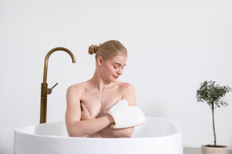 Mẹ bầu nên chú trọng việc vệ sinh vùng ngực 