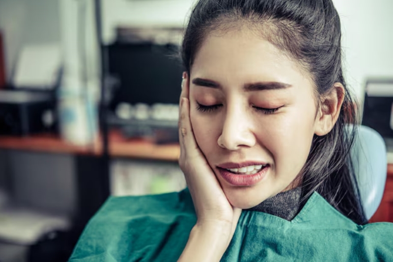 Theo y học cổ truyền, hạt cau ngâm rượu có tác dụng hỗ trợ điều trị đau răng