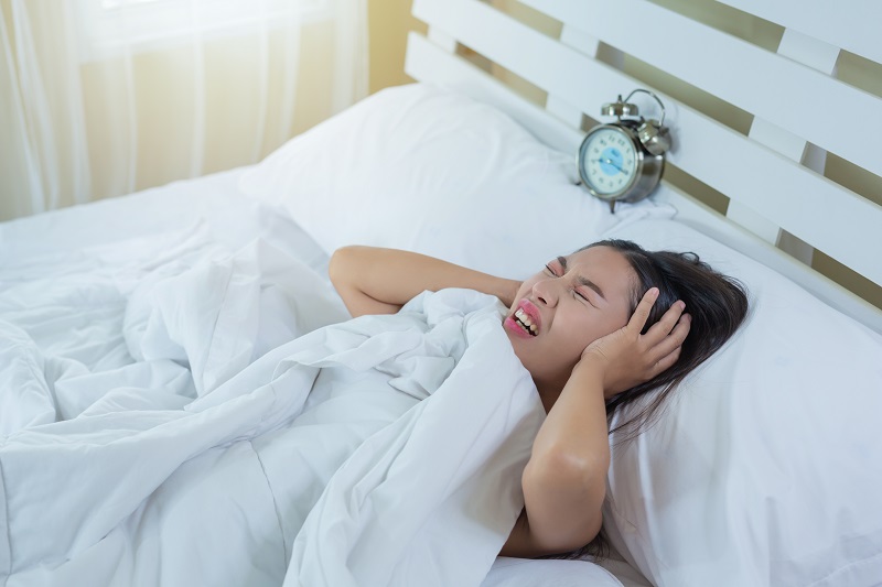Người bị rối loạn hành vi giấc ngủ REM thường xuyên la hét trong khi ngủ