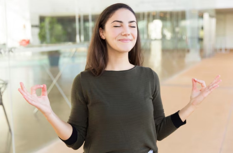 Duy trì tâm lý ổn định giúp hỗ trợ quá trình hết dịch tiết sau hút thai