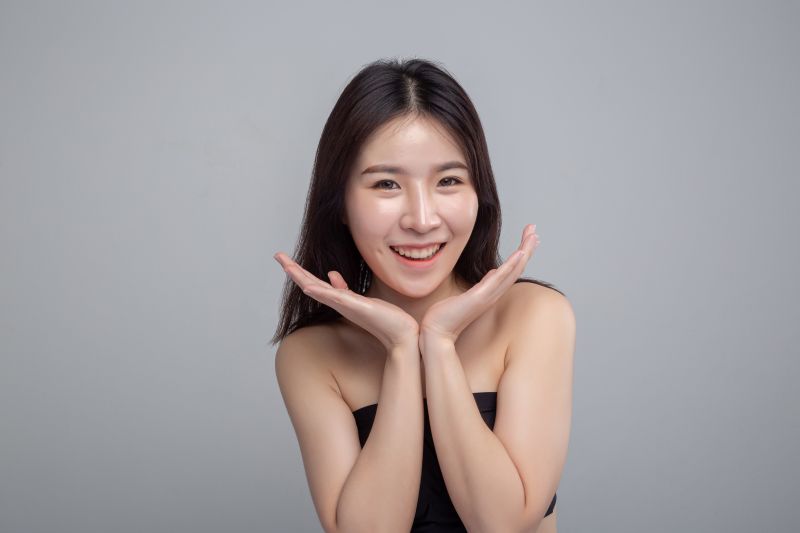 Nước đậu đen với mè đen hỗ trợ ngăn ngừa lão hóa giúp da sáng mịn