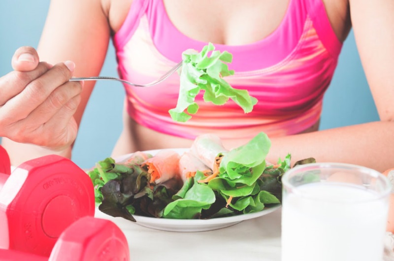 Duy trì chế độ ăn uống lành mạnh để giảm nguy cơ mắc tăng sản tuyến vú