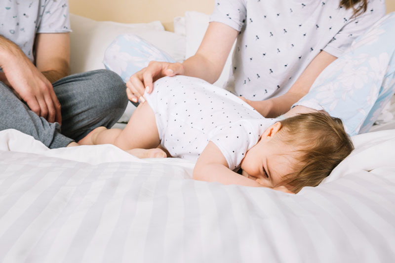 Cha mẹ hãy kiểm tra các biểu hiện bất thường ở vùng hậu môn của trẻ
