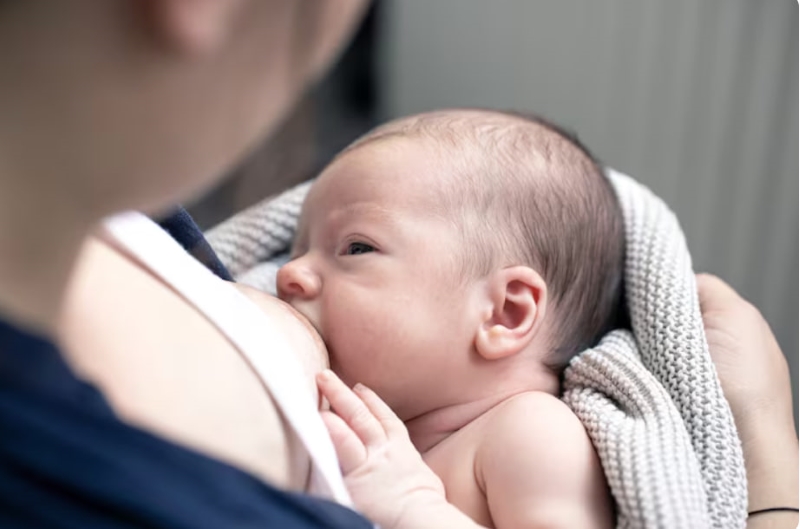Áp xe vú có thể làm mất chức năng tiết sữa 
