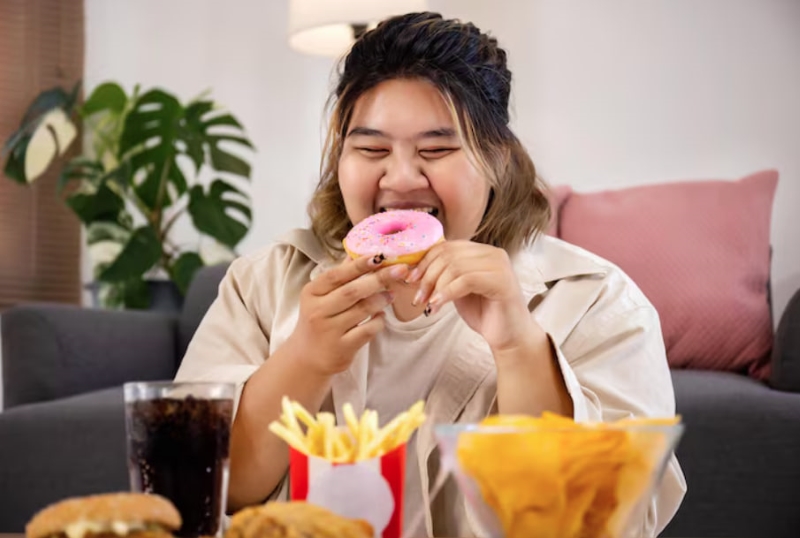 Người bệnh viêm gan B cần hạn chế đồ chiên rán và thức ăn nhiều dầu mỡ 