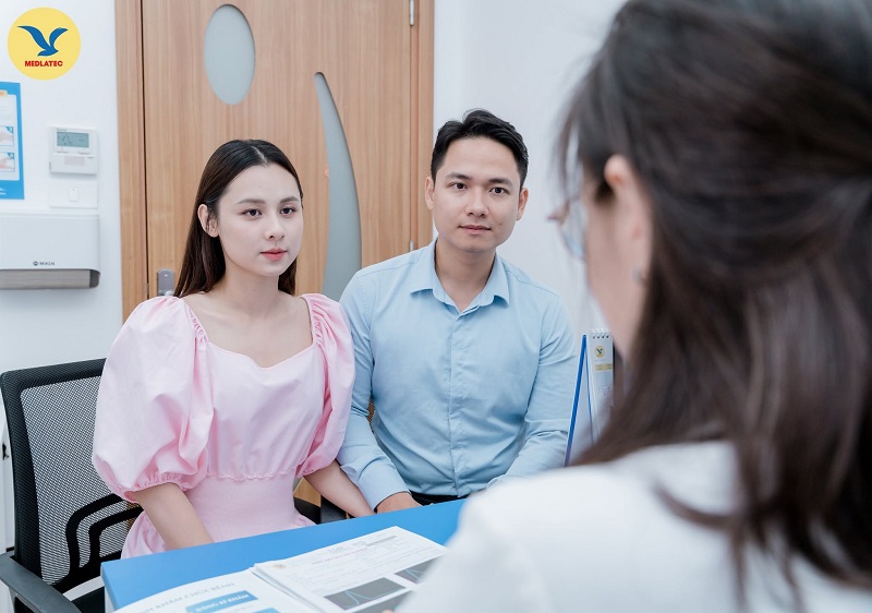 Kết quả xét nghiệm beta hCG cùng với chẩn đoán hình ảnh giúp bác sĩ đánh giá đúng về thai kỳ
