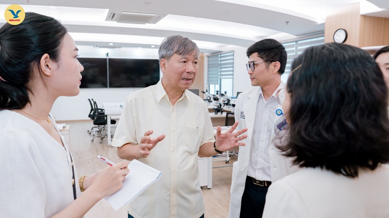 GS.AHLĐ Nguyễn Anh Trí tại buổi tiếp đón đoàn bệnh viện Calmette