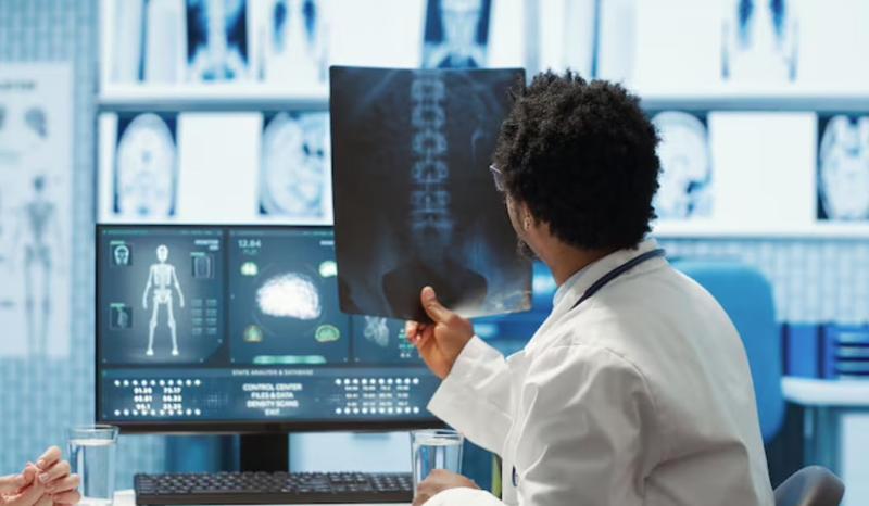 Cân nhắc lựa chọn cơ sở y tế uy tín để thực hiện kỹ thuật chụp MRI cột sống thắt lưng 