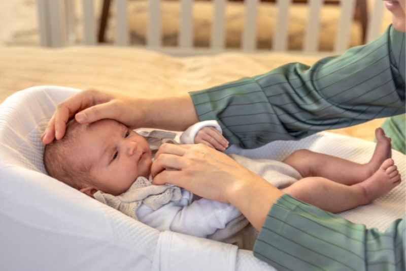 Cha mẹ nên lưu ý những tác dụng phụ trẻ có thể gặp phải sau tiêm