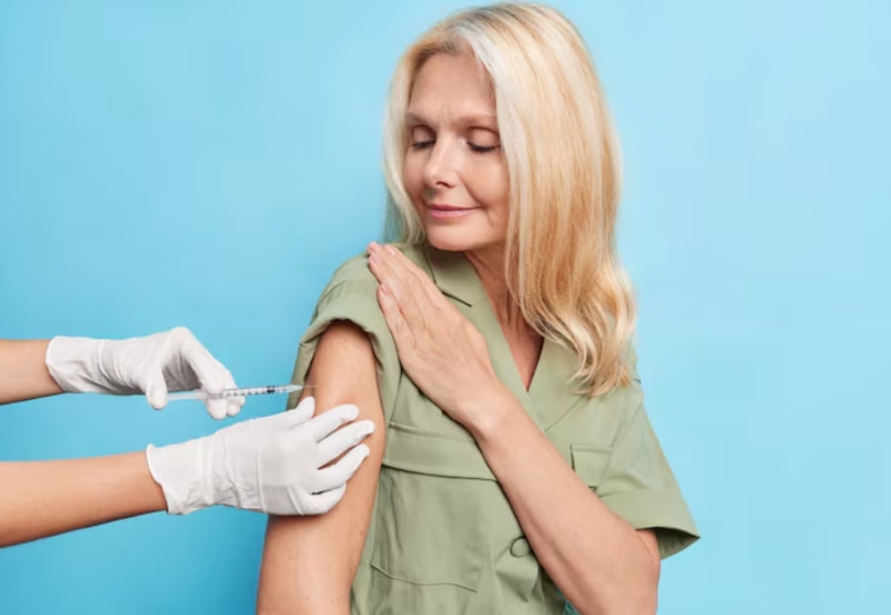 45 tuổi có tiêm phòng HPV được không là thắc mắc của nhiều người