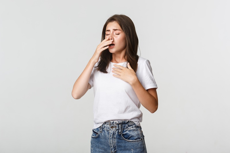 Nghẹt mũi có thể xảy ra ở 1 bên hoặc cả 2 bên mũi