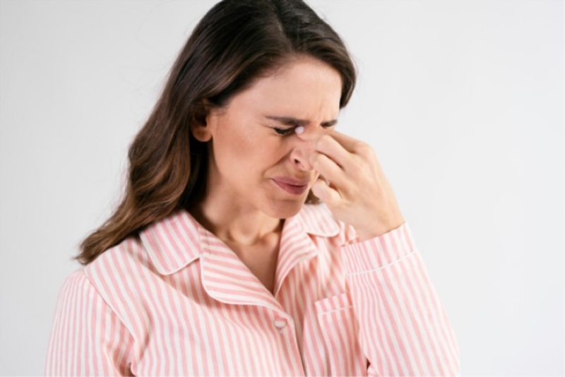 Ngừng sử dụng sản phẩm nếu có dấu hiệu kích ứng