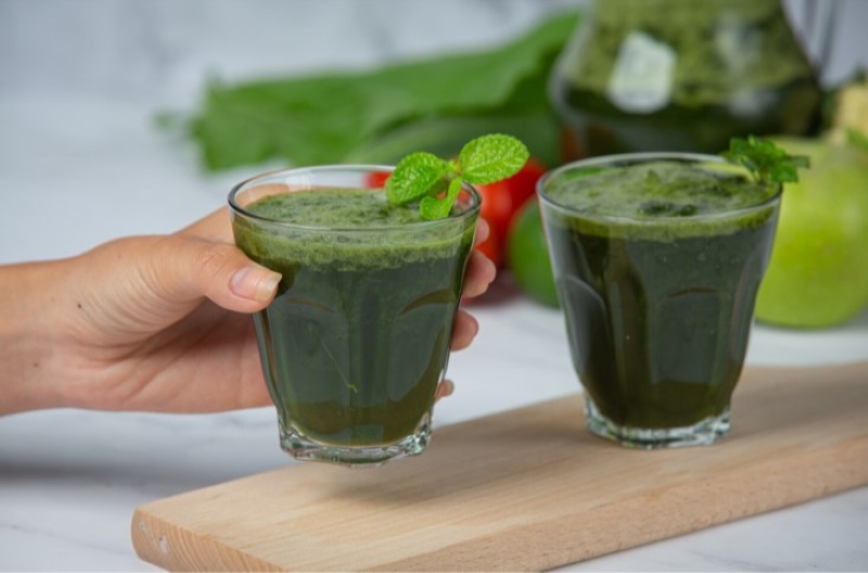 Không nên pha đường vào nước rau má