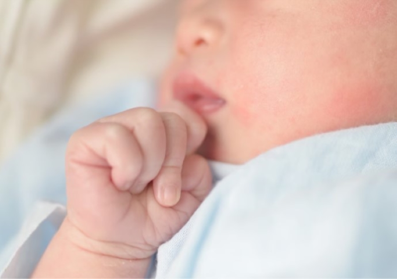 Nhiều cha mẹ sử dụng hồ nước để trị tình trạng tràm sữa ở trẻ 