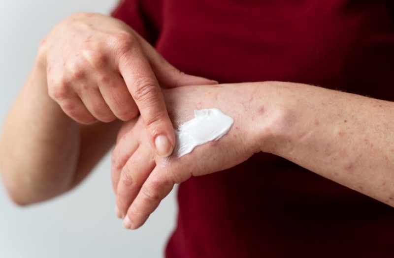 Ngưng sử dụng sản phẩm nếu xuất hiện các dấu hiệu bất thường