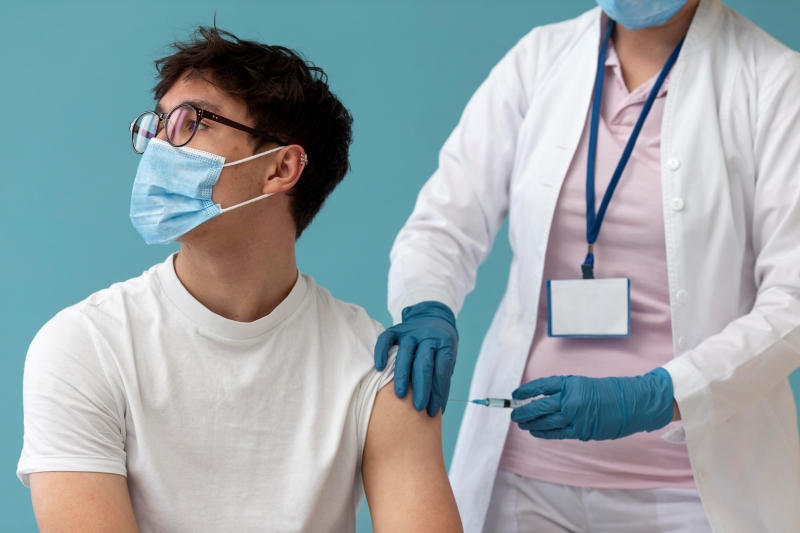 Tiêm HPV cho nam giúp phòng ngừa nhiều bệnh lý nguy hiểm do virus HPV gây ra