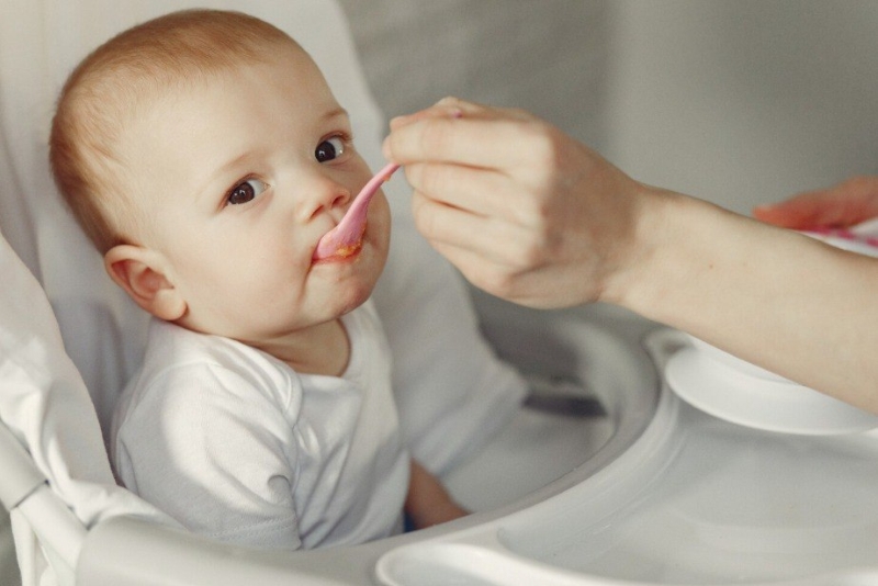 Trẻ mấy tháng ăn được thịt bò là thắc mắc của nhiều người