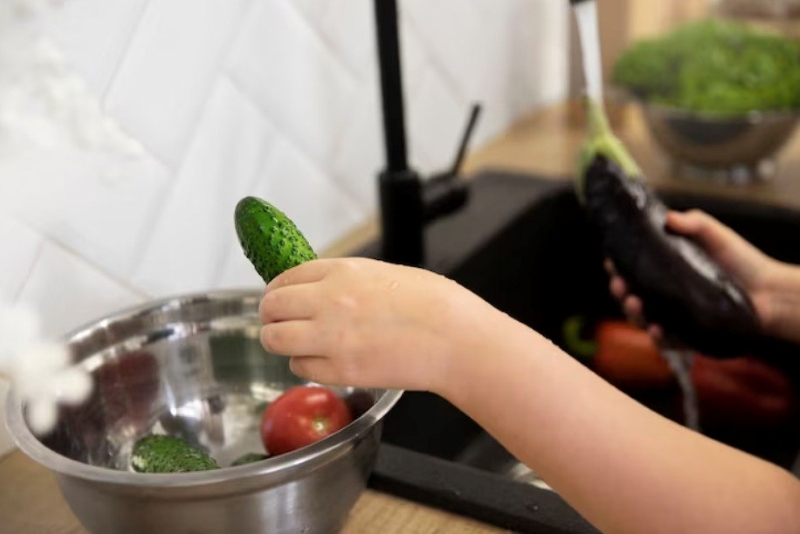 Đa dạng các loại rau củ khi chế biến nước dashi cho trẻ