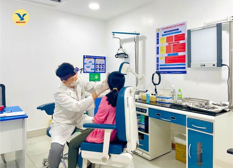 Người bệnh trong quá trình thực hiện chẩn đoán lâm sàng tìm nguyên nhân gây nổi hạch