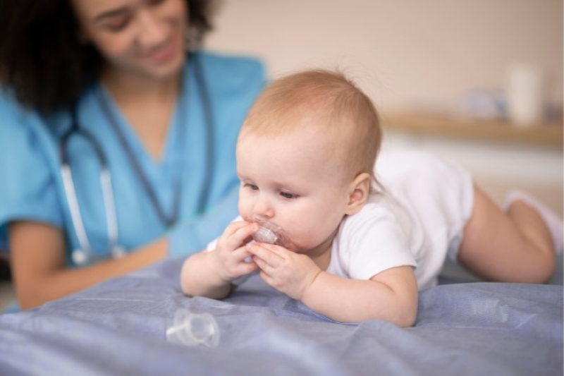 Vắc xin Rota giúp bảo vệ trẻ khỏi các biến chứng do virus Rota gây ra