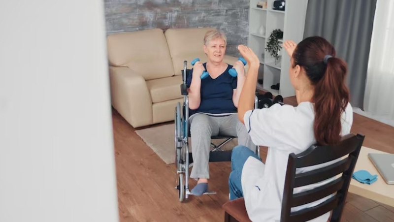 Sau chấn thương sọ não người bệnh cần thực hiện vật lý trị liệu để hỗ trợ quá trình hồi phục